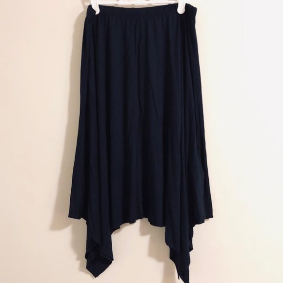 Joe Fresh NWT navy blue mid length skirt - Picture 2 of 7